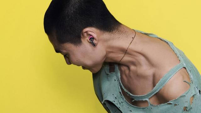 Представлены Nothing ear (3a) — доступные наушники с умной фишкой
