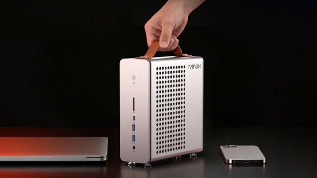 Minix выпустила мини-ПК в форме чемодана с металлическими ножками и ручкой из веганской кожи