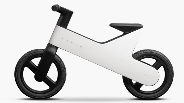 Tesla выпустила детский беговел Balance Bike