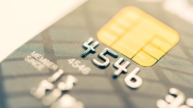 Как обезопасить банковский счет от мошенников: ответ эксперта