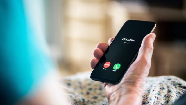Почему не надо разыгрывать мошенников – будьте внимательны