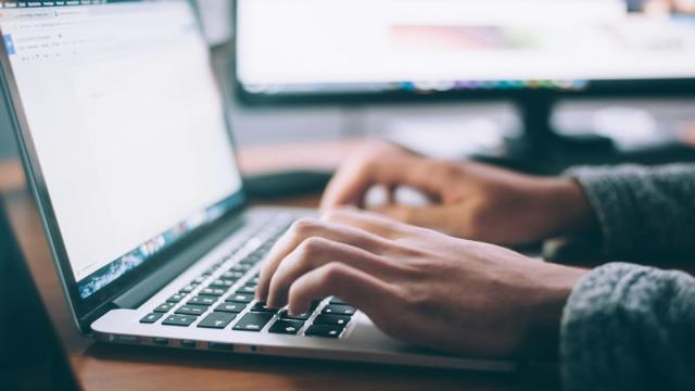 F******k довёл uBlock Origin до капитуляции — блокировщик перестал бороться с рекламой в соцсети