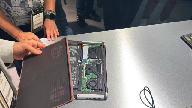 Acer представила ноутбук Vero 16 со сменными АКБ и SSD
