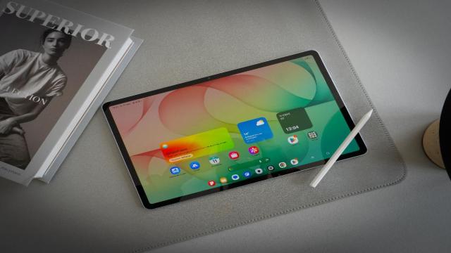Большой экран, тонкий корпус и мощная начинка: обзор планшета Samsung Galaxy Tab S12+ 5G