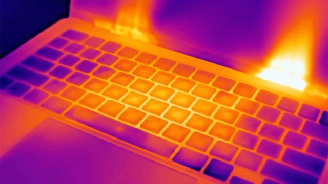 Полмиллиона рублей «сгорело» на нейросетях: как Apple обхитрила владельца MacBook Pro M5 Max