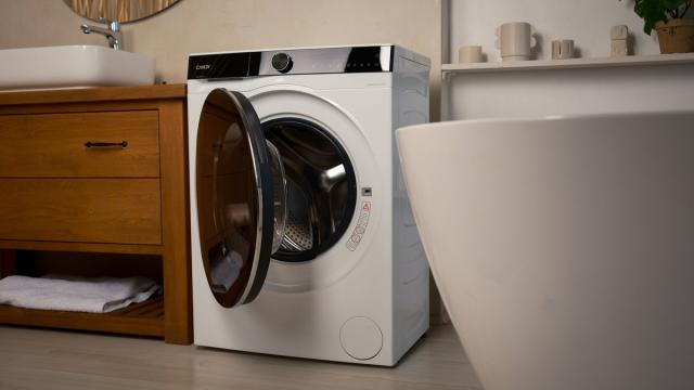 Почему нельзя оставлять дверцу стиральной машины открытой