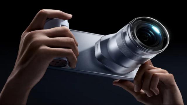 Абсолютная ставка на камеру. Вышел HUAWEI Mate 90 Pro Max с телевиком на 200 Мп и модульной камерой