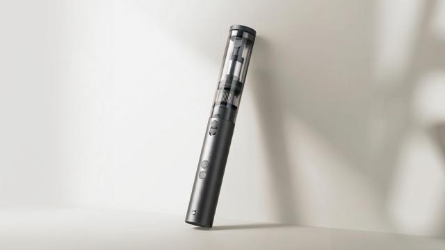 Автомобилисты, это для вас: Xiaomi выпустила складной пылесос за $28. Он даже надувать баллоны умеет