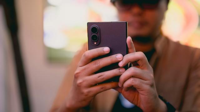 В 2027 году Samsung выпустит сразу 6 складных смартфонов вместо трех. Среди них — Galaxy Slide