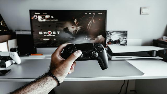 Взлом PS5 за минуту: лазейка запускает бесплатно любые игры почти на всех консолях