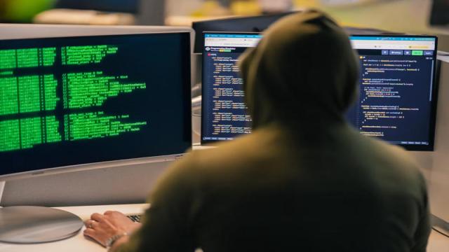 Хакеры взломали российских хостеров через дыру в VMmanager — могли утечь пароли, SSH-ключи и токены